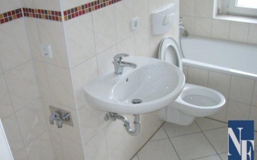 begehrte 3 Zimmer Wohnung in Zentrumsnähe, Bad mit Fenster, Balkon, Stellplatz