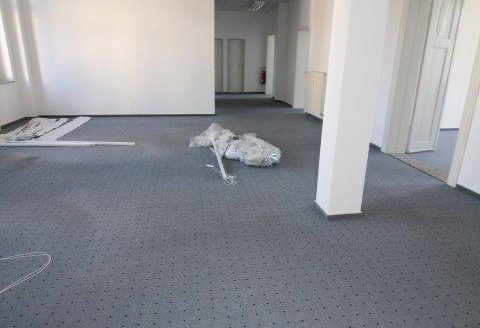 Ganze Büroetage, viel Platz in Zentrumsnähe