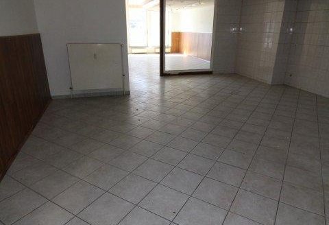Jetzt vom neuen Rathaus profitieren, mit eigenem Zugang von der Straße