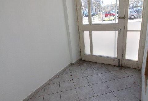 Jetzt vom neuen Rathaus profitieren, mit eigenem Zugang von der Straße