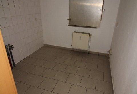 Jetzt vom neuen Rathaus profitieren, mit eigenem Zugang von der Straße