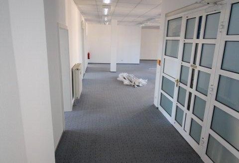 Ganze Büroetage, viel Platz in Zentrumsnähe