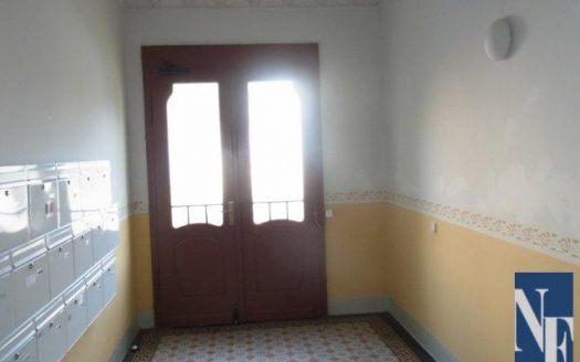 gemütliche, bezahlbare DG Wohnung mit EBK optional