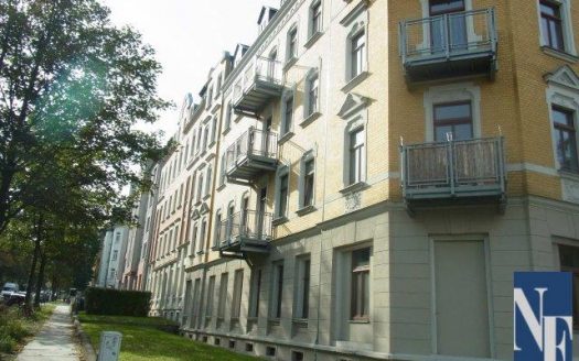 gemütliche, bezahlbare DG Wohnung mit EBK optional