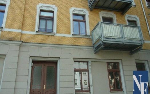 gemütliche, bezahlbare DG Wohnung mit EBK optional