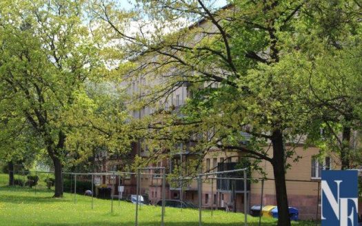 riesige Terrasse mit Blick ins Grüne, Bad mit Fenster, zentrumsnah, Einbauküche vom Vormieter