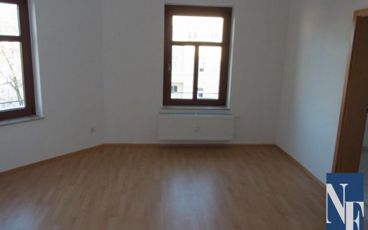 gemütliche, bezahlbare DG Wohnung mit EBK optional