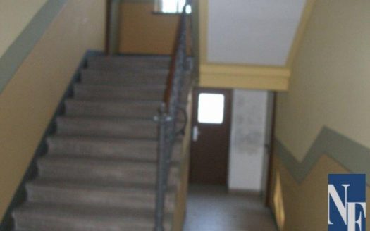 DG Wohnung mit Südbalkon geniessen, sehr gute Anbindung