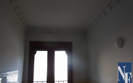 gemütliche, bezahlbare DG Wohnung mit EBK optional