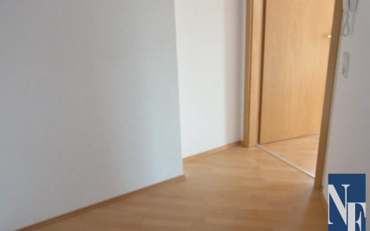 gemütliche, bezahlbare DG Wohnung mit EBK optional