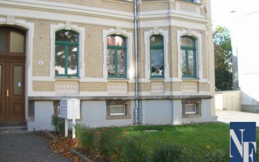 DG Wohnung mit Südbalkon geniessen, sehr gute Anbindung