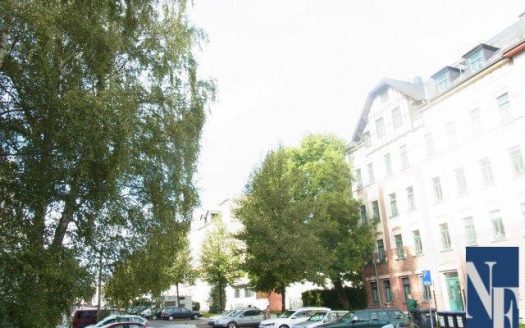 gemütliche, bezahlbare DG Wohnung mit EBK optional