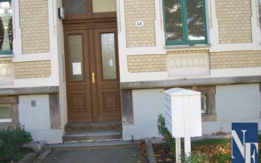 DG Wohnung mit Südbalkon geniessen, sehr gute Anbindung