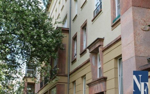 riesige Terrasse mit Blick ins Grüne, Bad mit Fenster, zentrumsnah, Einbauküche vom Vormieter