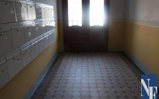 gemütliche, bezahlbare DG Wohnung mit EBK optional